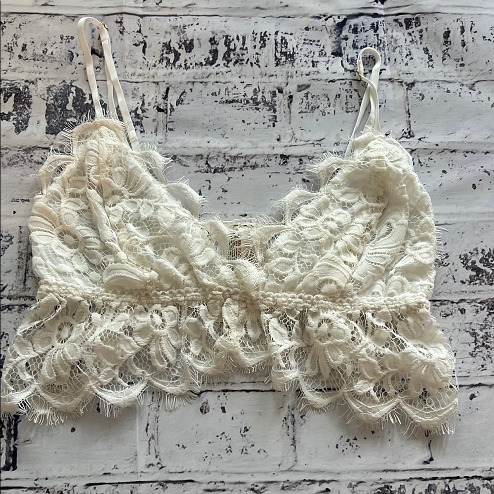 NWT By Anthropologie Ruffle Lace Bra in Ivory Size Large - Picture 3 of 6